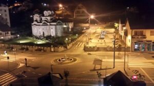 Љубовија ноћу