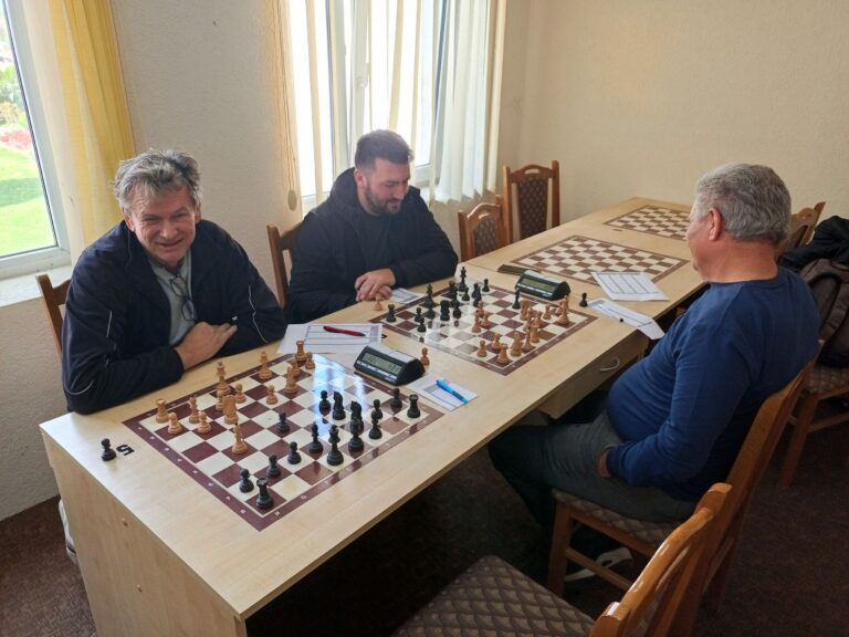 Атмосфера на сусрету ШК „Дубље“ - ШК „Чивија“